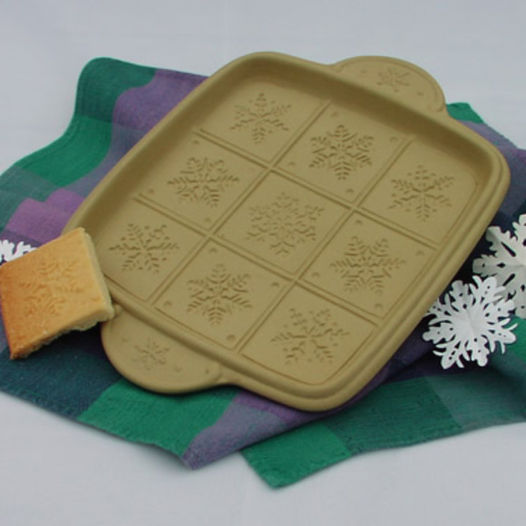 Brown Bag Snowflakes Shortbread Pan - New - Picture 1 of 1